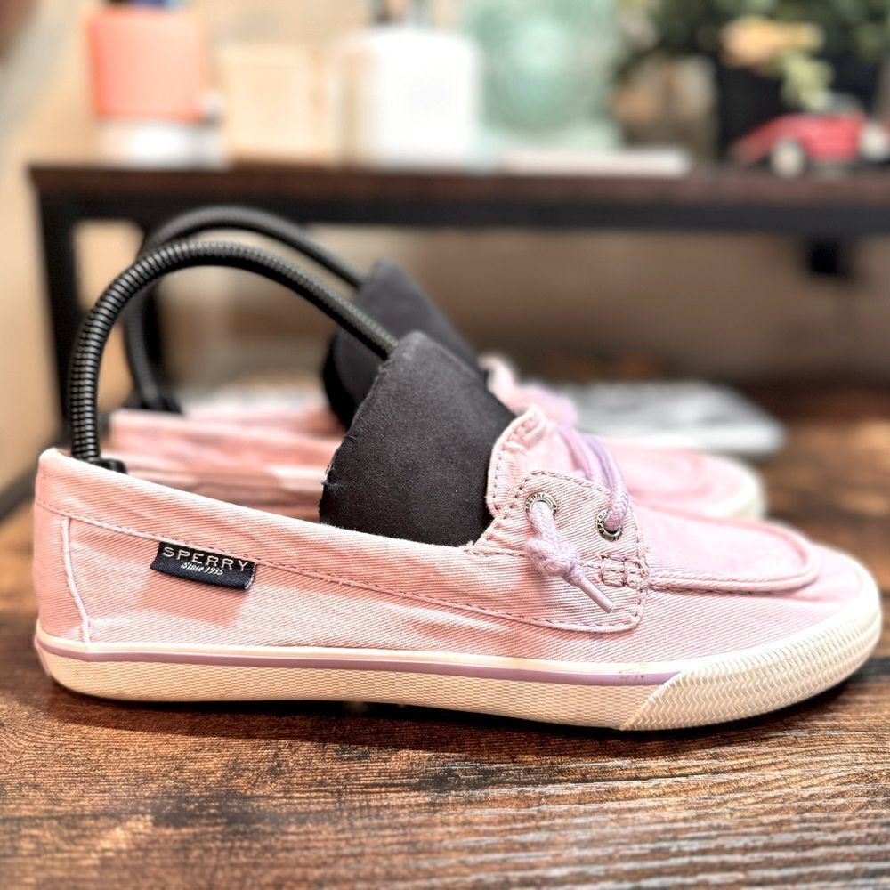Sperry LIght Purple Canvas Topsiders size 7.5